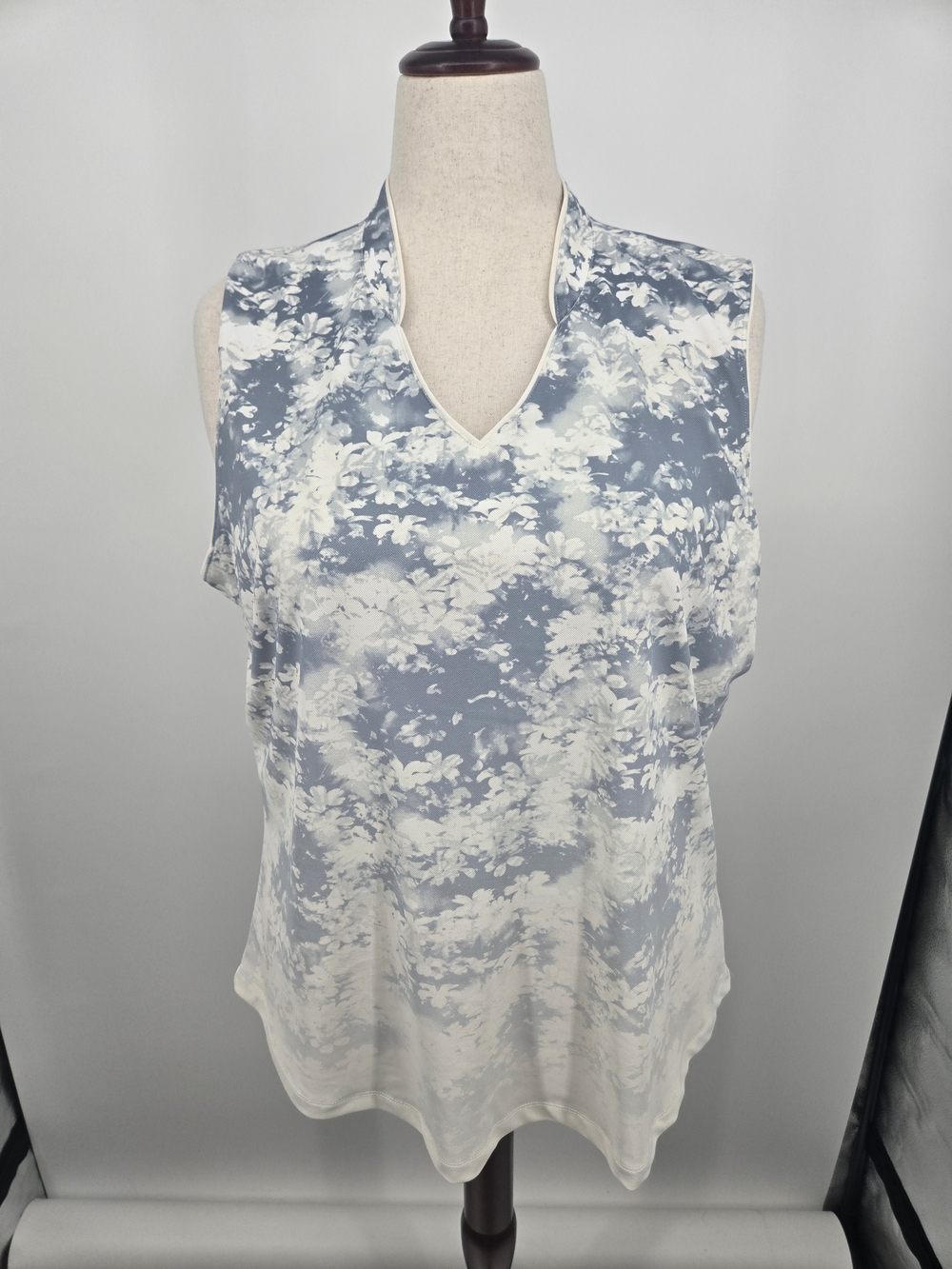 Lady Hagen Blue-White Cloud Print Print Sleeveless Tank XXL (6713)